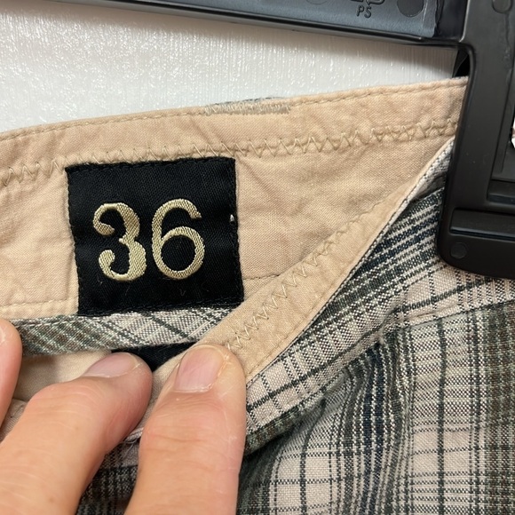 Redhead Men’s plaid shorts, 36 waist Great used condition HP!! - Picture 6 of 7